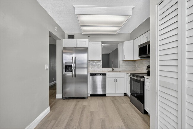 Photo - 14527 Bonaire Blvd Unit 309