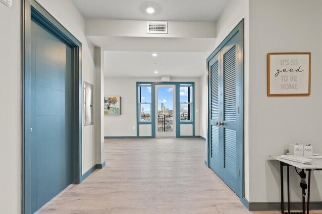 Photo - 1258 Massachusetts Ave