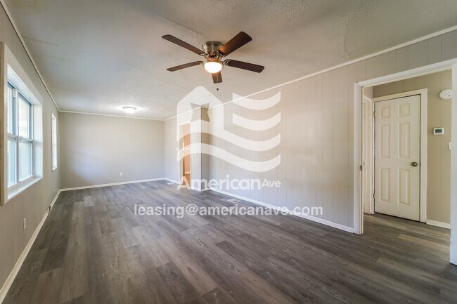 Photo - 1836 Shamrock Dr