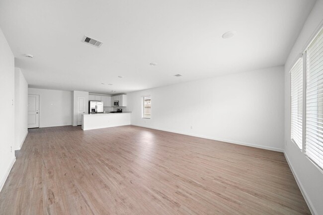 Photo - 27142 Breakaway Ln