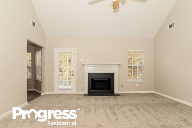 Photo - 3328 Metro Way SW