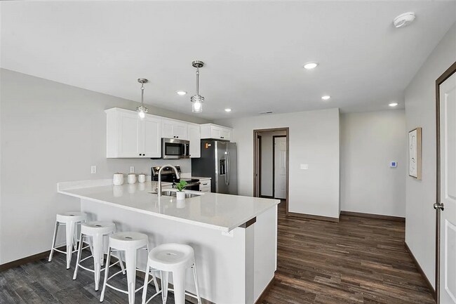 Photo - Spacious 3 BR/3Bath Townhome Unit 2004 Croell  Avenue