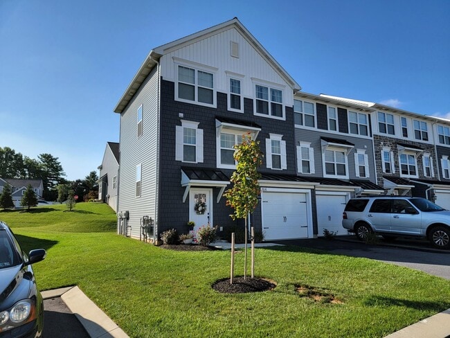 Photo - 206 Highland Ct