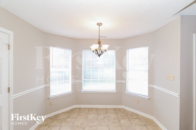 Photo - 7056 Ireland Dr
