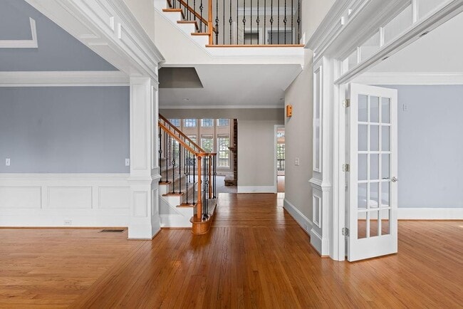 Photo - 1037 Windermere Crossing