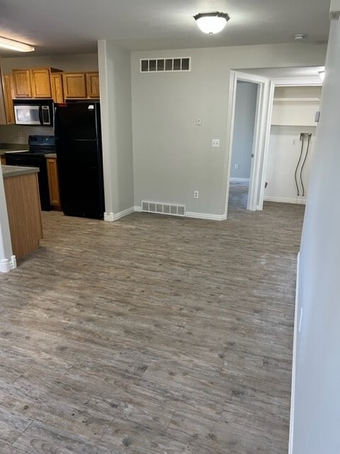 Photo - 2421 N Washington Rd Blvd