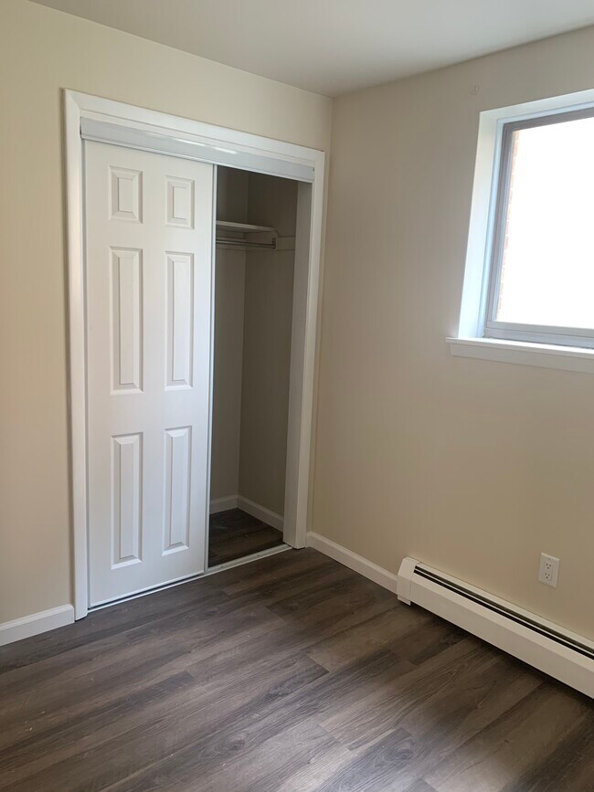 268 Robert Dr Unit 2