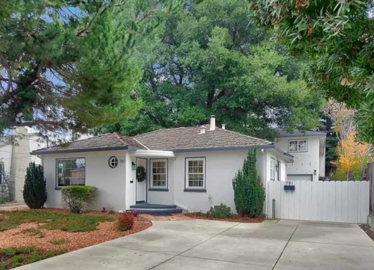 Charming 2BR/2BA Home in Prime Mountain View – Shoreline West Neighborhood - Charming 2BR/2BA Home in Prime Mountain View – Shoreline West Neighborhood