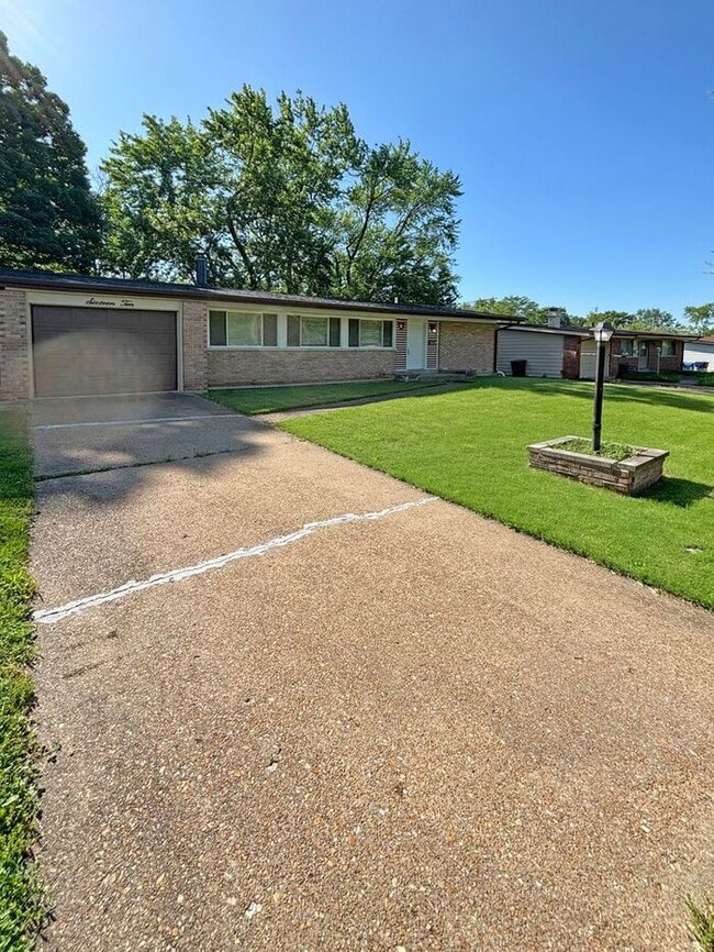 Charming 3-Bedroom Home in a Prime Locatio... - Charming 3-Bedroom Home in a Prime Locatio...