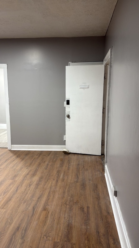 Building Photo - 1374 West Blvd Rental