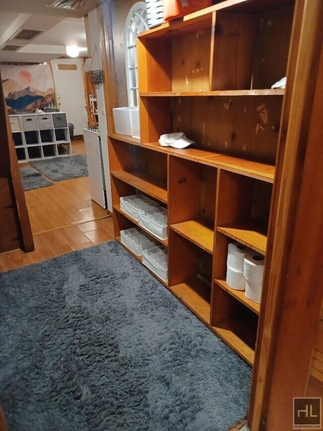 Photo - WOODSIDE AVENUE