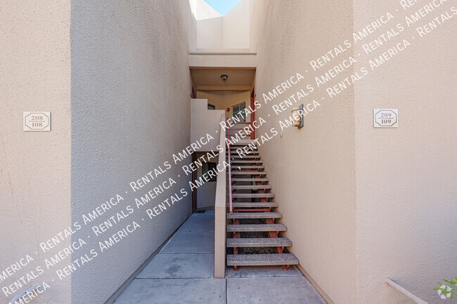 Building Photo - 4850 E Desert Cove Ave Rental