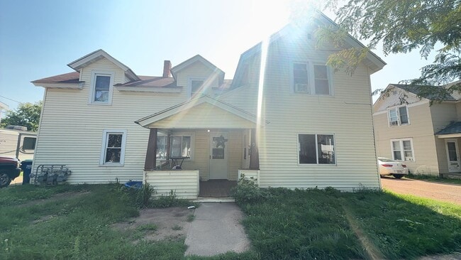 Building Photo - 915 S 4th Ave Unit #A Rental