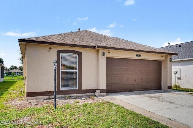 Photo - 2781 Maderia Cir