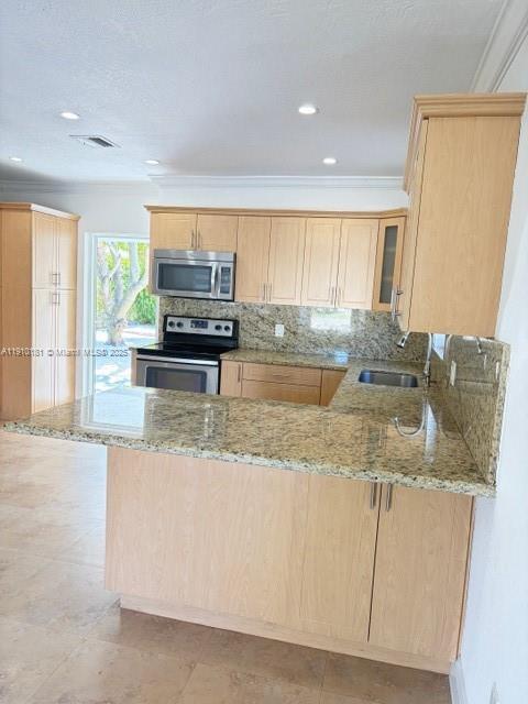 Photo - 3660 NW 15th St