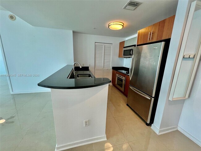 Photo - 300 S Biscayne Blvd Unit 3614
