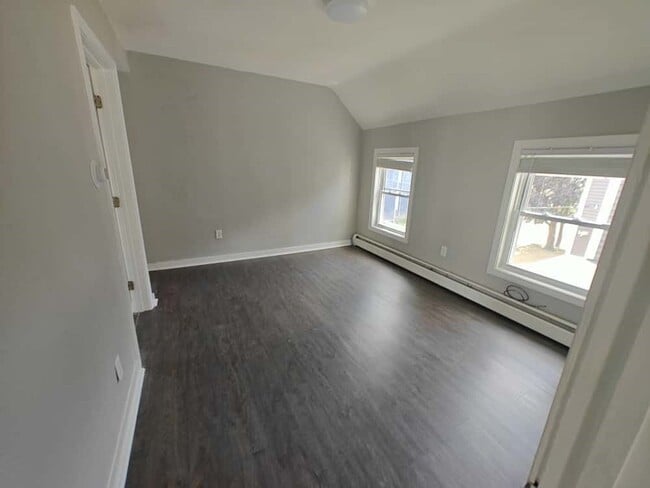 Building Photo - 27 Vine St Unit 11 Rental