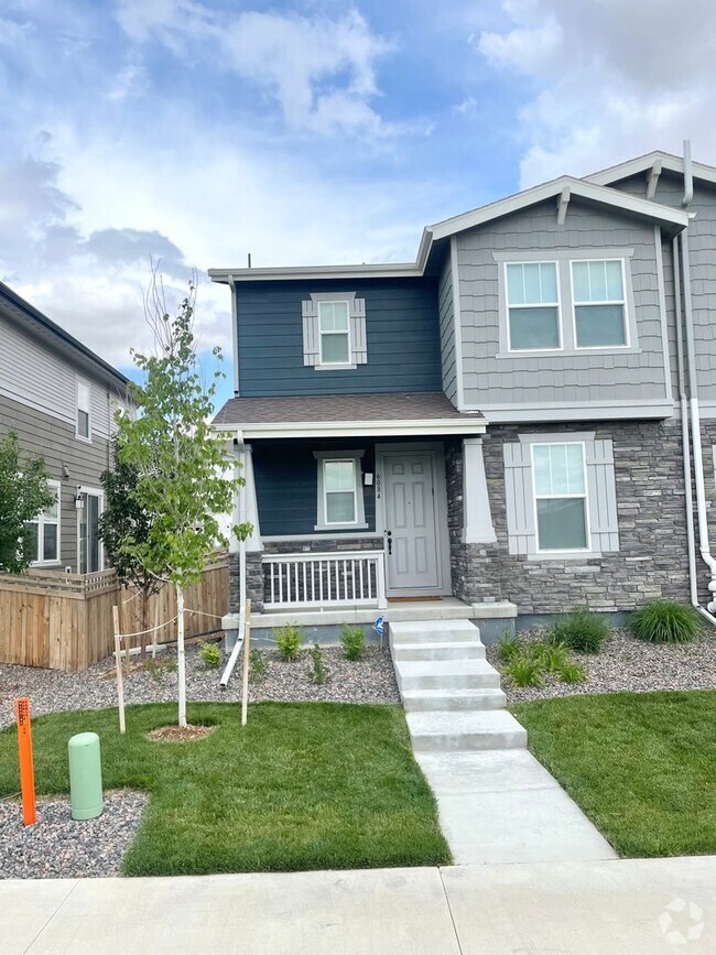 Building Photo - Beautiful 4bd 3.5 bath townhome for rent