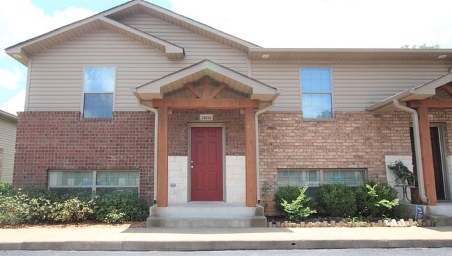 Building Photo - 2 Bed 1.5 Bath Townhome in Lindale! Unit 16024 FM 16 W