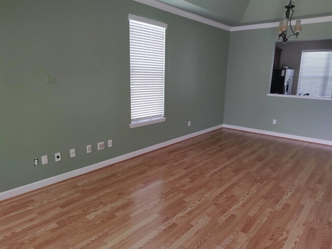 Photo - 3324 Calumet Dr