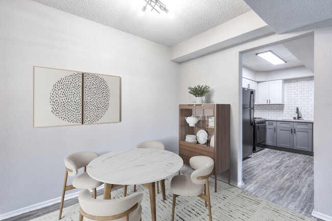 Saddlestone Apartments - Saddlestone Apartments