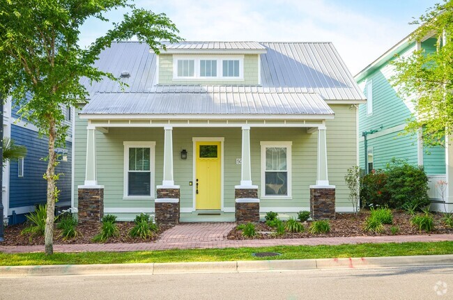 Building Photo - Gorgeous remodeled 3-bedroom, 2.5 bath hom... Rental