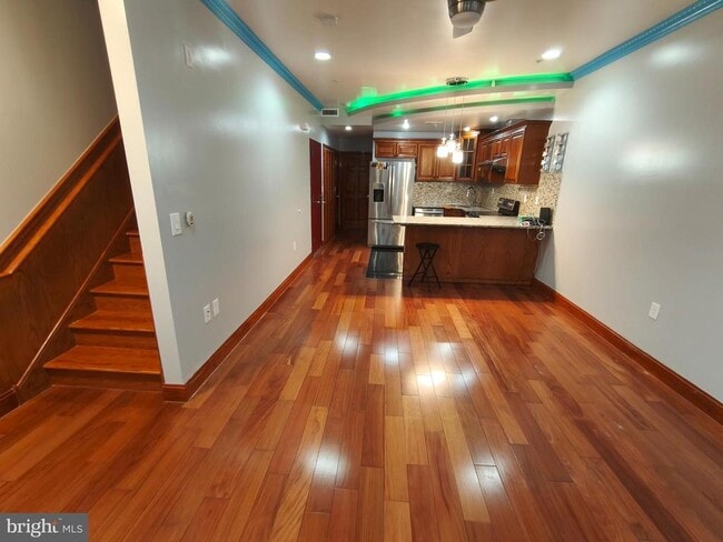 Building Photo - 1106 Wallace St Unit B Rental