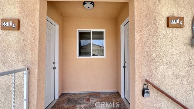 Building Photo - 651 Maltman Ave