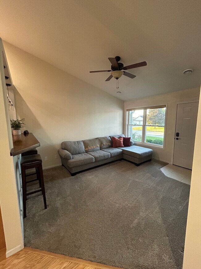 Photo - 6118 Seven Springs Dr