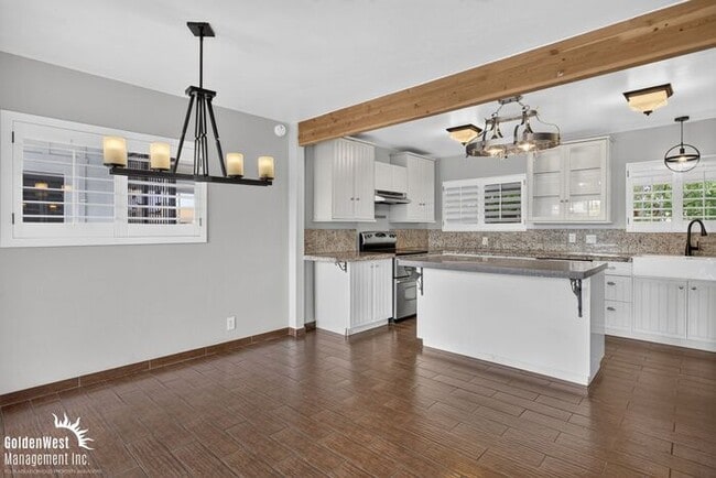 Photo - Charming 3Bdm 2Ba Home with Private Backyard in Phoenix!