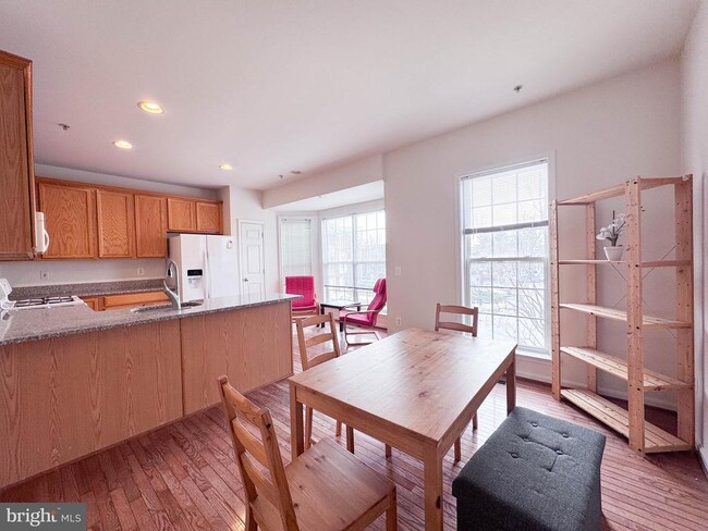 Photo - 1682 White Oak Vista Dr