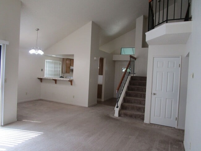 Photo - 2542 Vista Grande