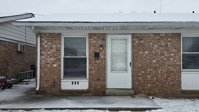 102-108 S. Bradner Ave - 102-108 S. Bradner Ave Unit 104