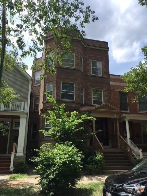 Building Photo - 3716 N Paulina St Rental