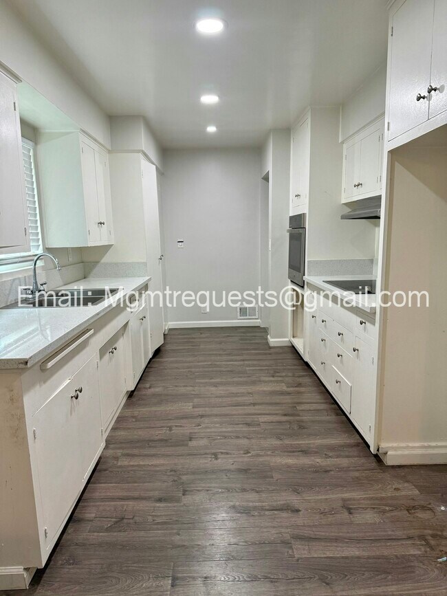 Photo - 4250 Tenth Street, Unit 4250 Unit 4250