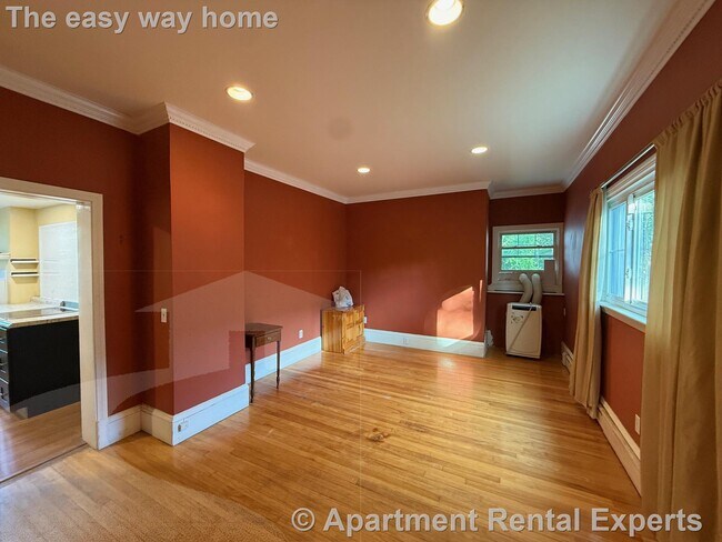 Photo - 11 Beech St Unit #2