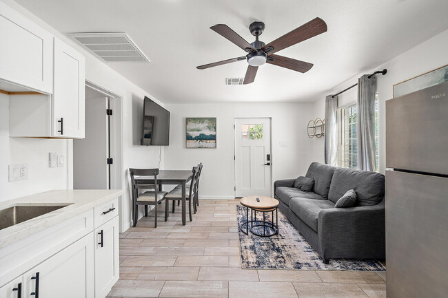 Photo - 2228 W Georgia Ave Unit ID1244317P