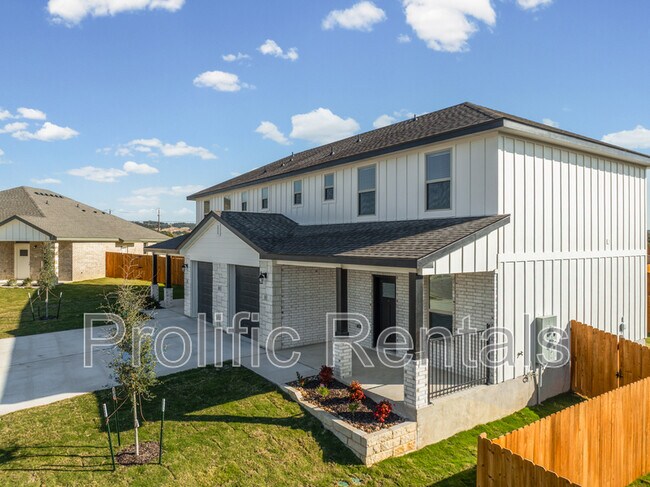 Photo - 106 Logan Ct