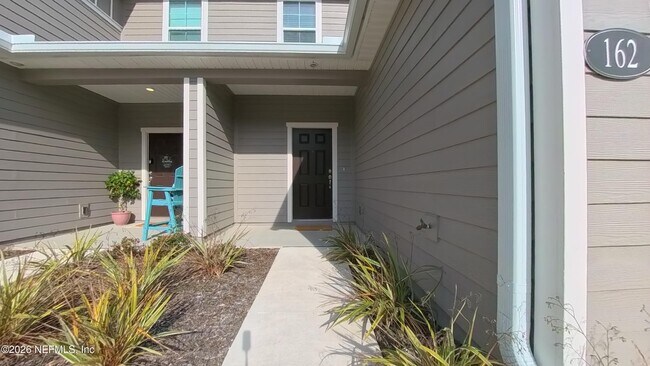 Photo - 162 Beach Palm Ct