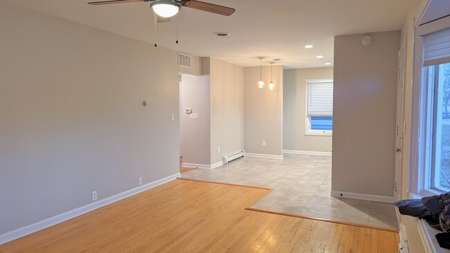 Photo - 5354 N Lydell Ave