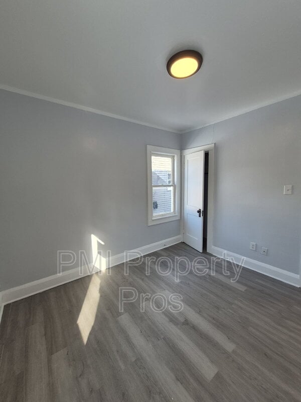 Photo - 2517 W Hadley St