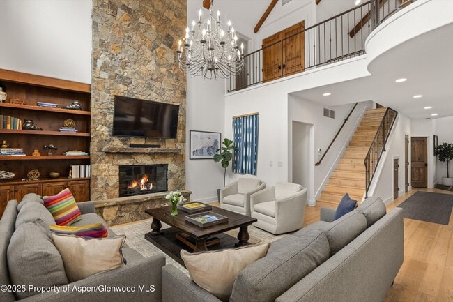 Photo - 41 Choke Cherry Ct