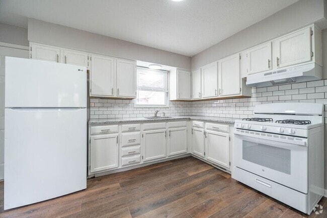 Building Photo - 883 Akola Ave Rental