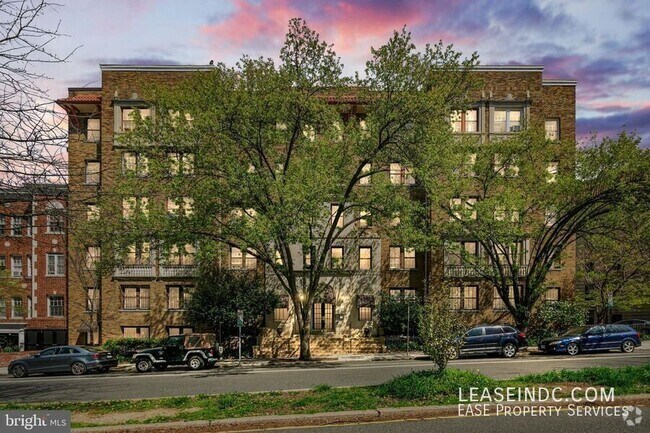 Building Photo - 2707 Adams Mill Rd NW Unit #404 Rental