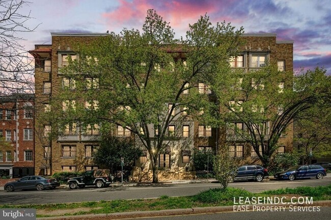 Photo - 2707 Adams Mill Rd NW Apartment Unit #404