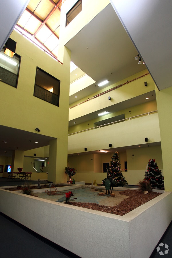 Photo - Plaza Apartments