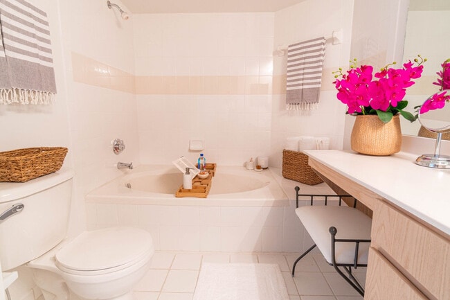 Photo - The Falls at Marina Bay