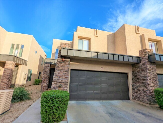 Photo - 2241 E Pinchot Ave