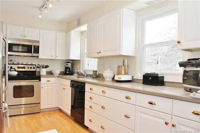 Photo - 45 Highland Rd Unit 45