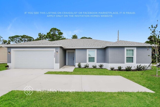 Building Photo - 1702 SW Airoso Blvd Rental